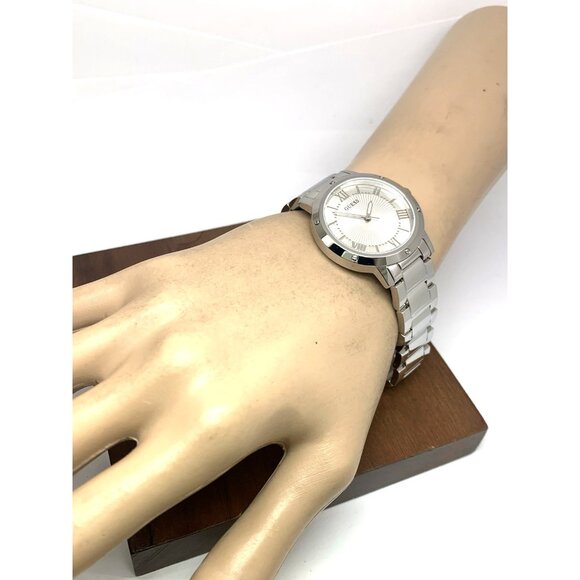 Guess Women\'s Watch GW0404L1 Quartz Silver Dial Stainless Steel 34mm main image 6